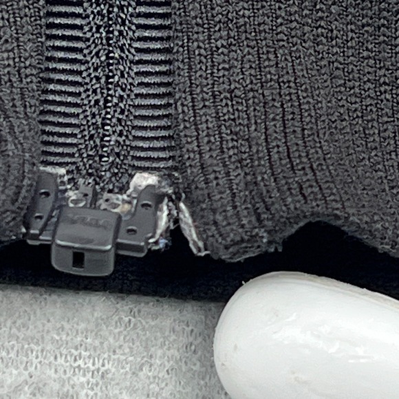 Lululemon Ventilate Jacket Women's 4 Black Full Zip Hooded Slim Stretch W4APXS - Picture 3 of 12